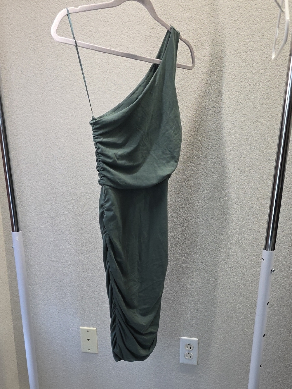 Express One-Shoulder Ruched Midi Dress - Sage Green